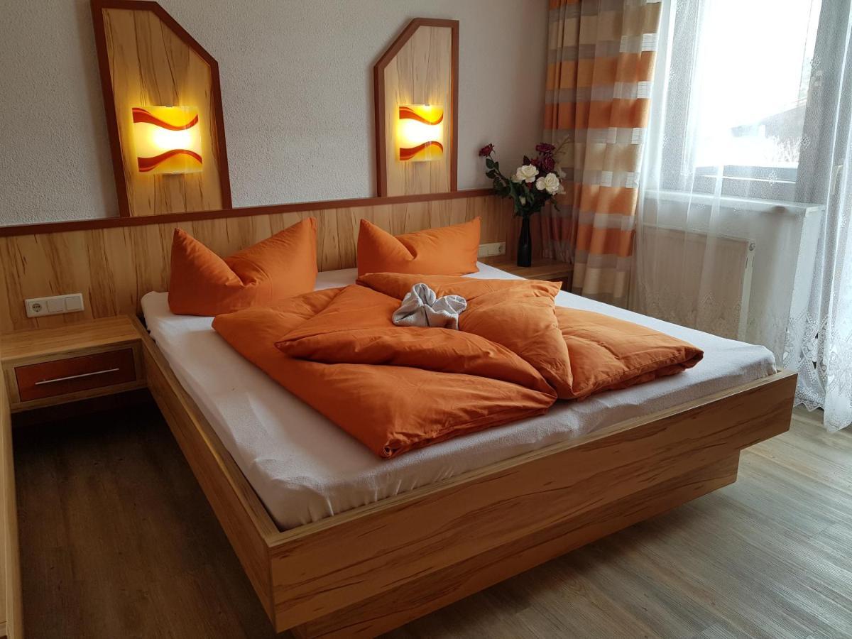 Familienferienhaus Florentine Λάνγκενφελντ Εξωτερικό φωτογραφία